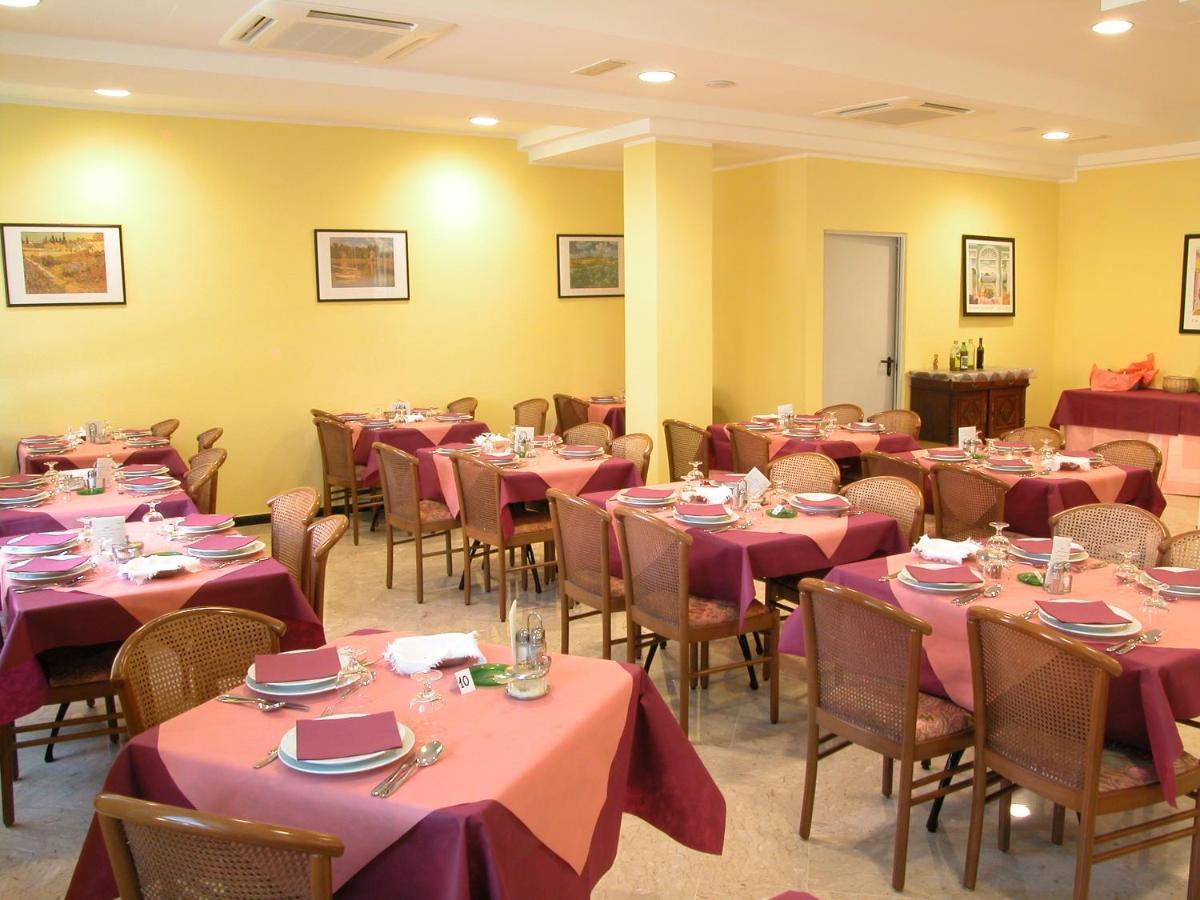 Ben Hur Torre Pedrera Rimini Bagian luar foto
