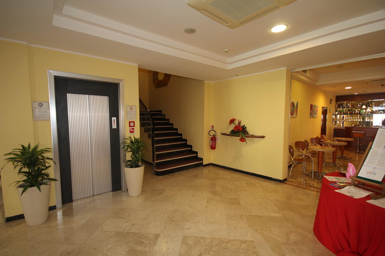 Ben Hur Torre Pedrera Rimini Bagian luar foto